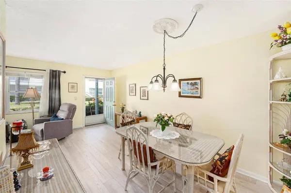5216 81ST ST N #2, St Petersburg, FL 33709