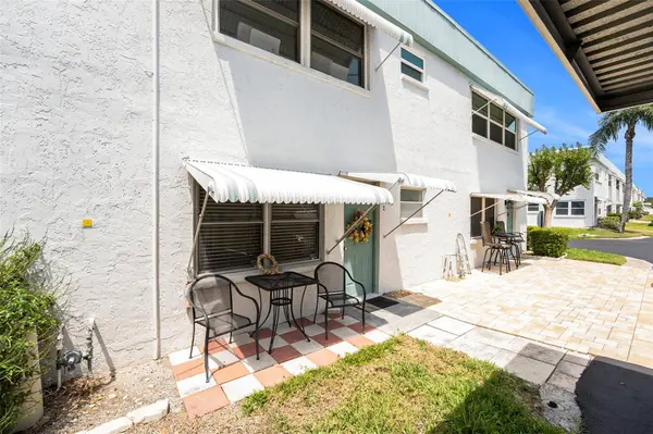 5216 81ST ST N #2, St Petersburg, FL 33709