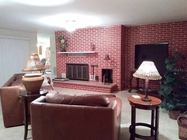 2650 COLONADE LN, North Port, FL 34286