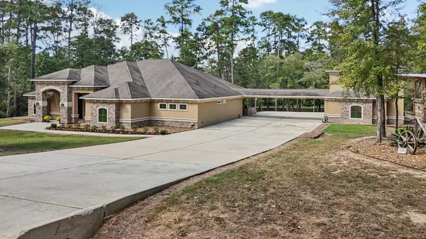 15450 Shady Oaks DR, Stagecoach, TX 77355