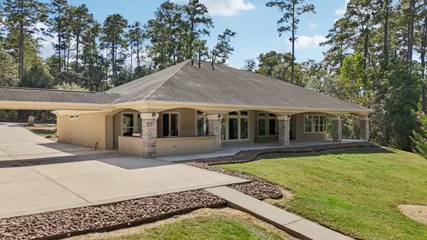 15450 Shady Oaks DR, Stagecoach, TX 77355