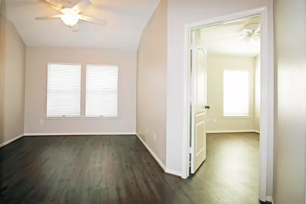 21743 May Apple CT, Cypress, TX 77433