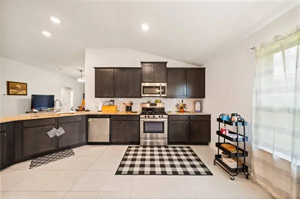 394 Terra Vista CIR, Montgomery, TX 77356