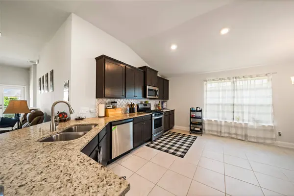 394 Terra Vista CIR, Montgomery, TX 77356