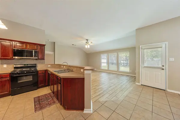 30627 N Sulphur Creek DR, Magnolia, TX 77355