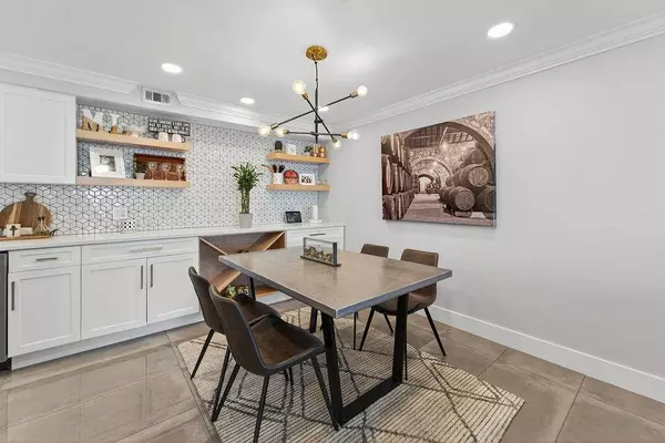 5440 N Ocean DR 1404, Singer Island, FL 33404