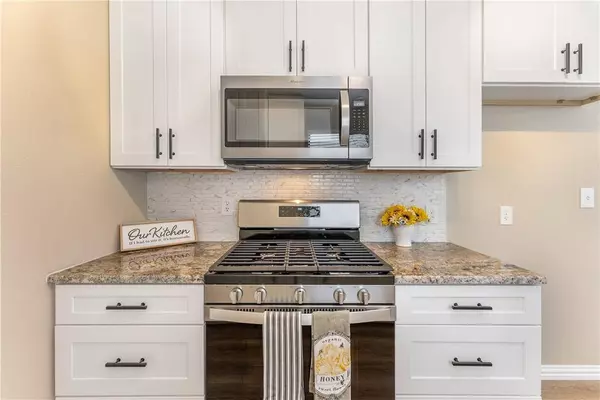 513 Purple Sage DR, Round Rock, TX 78681