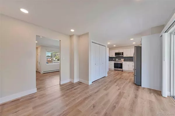 5480 Raritan WAY, Denver, CO 80221