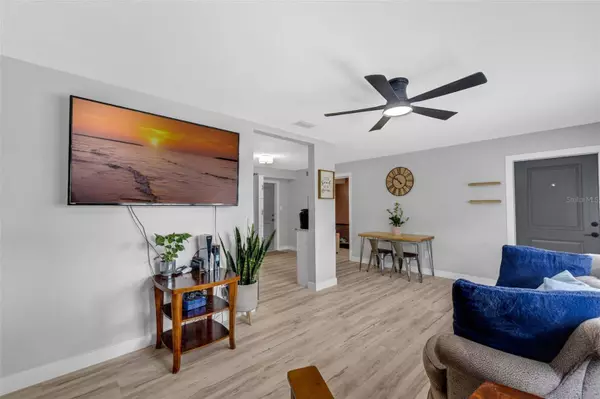 2720 KUMQUAT DR, Edgewater, FL 32141