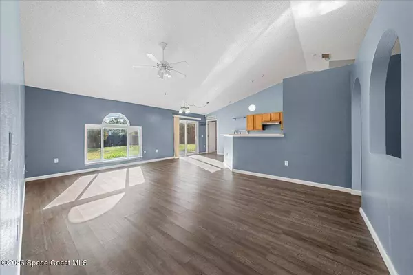 3227 Warsaw AVE SE, Palm Bay, FL 32909