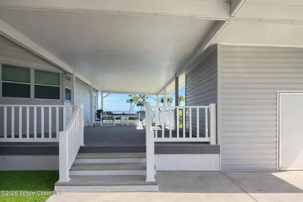 7505 Agawam RD, Micco, FL 32976