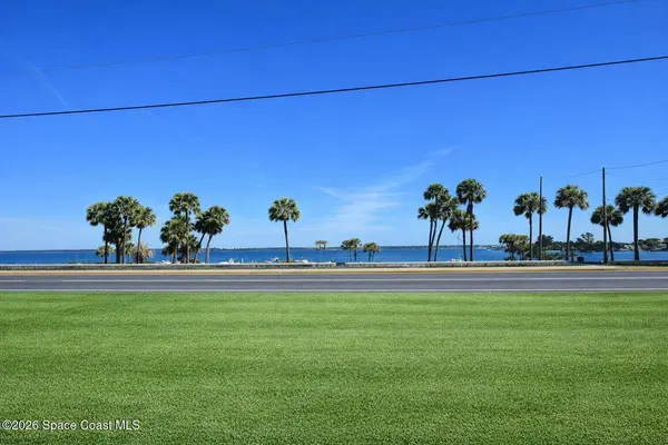 7505 Agawam RD, Micco, FL 32976