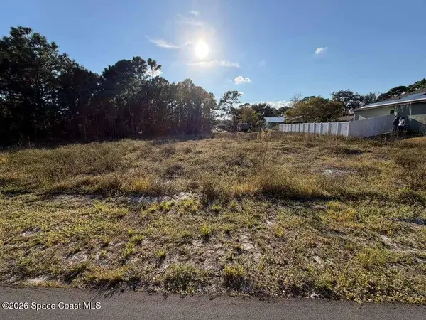 2422 Anchor RD SE, Palm Bay, FL 32909