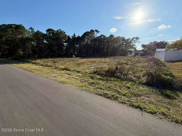 2422 Anchor RD SE, Palm Bay, FL 32909