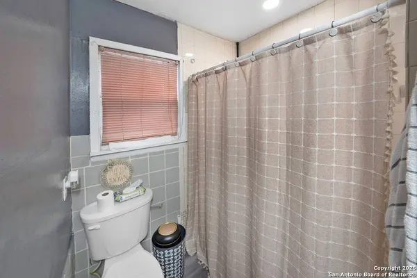 427 Muegge, San Antonio, TX 78202