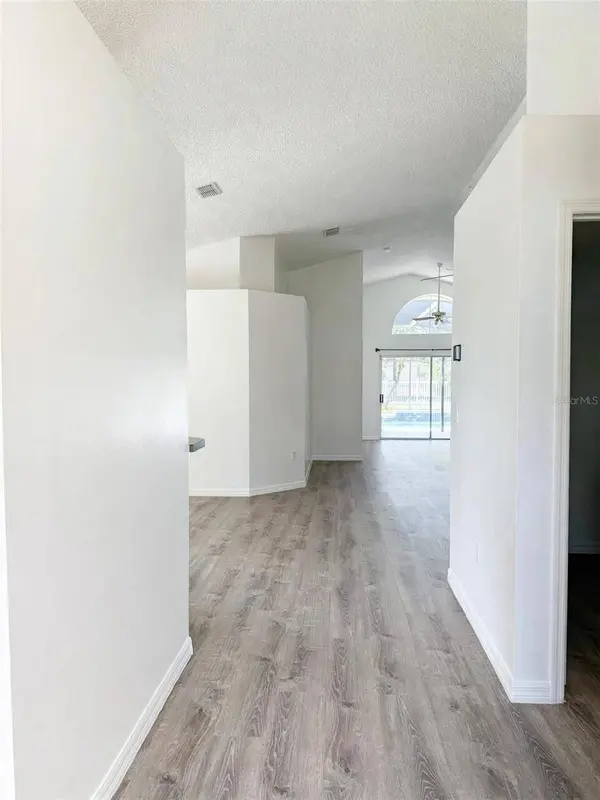 142 HARWOOD CIR, Kissimmee, FL 34744