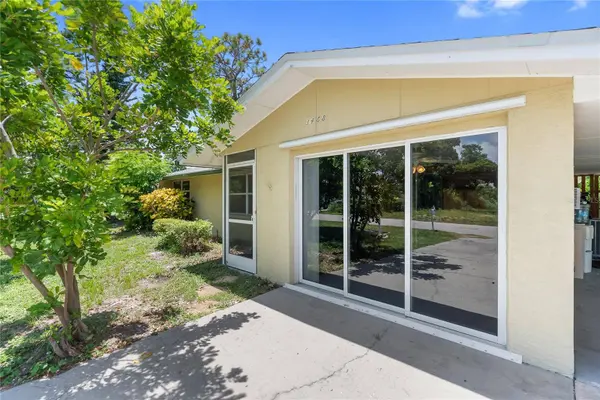 3468 ROSLYN RD, Venice, FL 34293