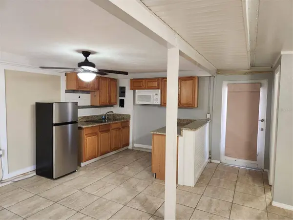 2006 BENEVA RD, Sarasota, FL 34232