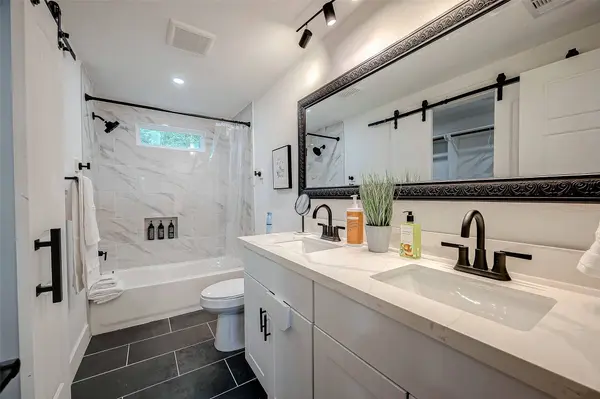 4926 Pershing ST, Houston, TX 77033