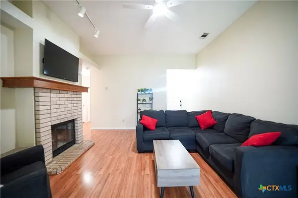 403 Courtney LN, Copperas Cove, TX 76522