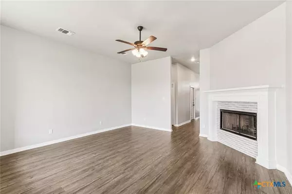 708 Holstein DR, Belton, TX 76513