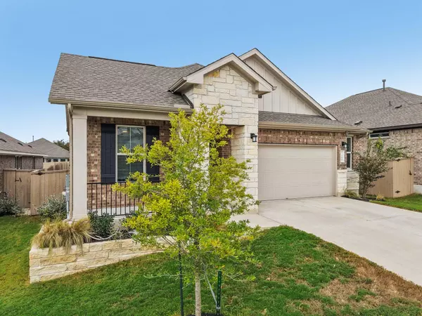 109 Big Pine Creek LN, Bastrop, TX 78602