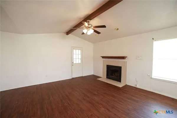 2401 Hidden Valley DR, Killeen, TX 76543