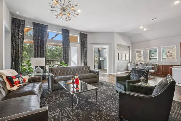 210 Barton Run DR, Georgetown, TX 78628