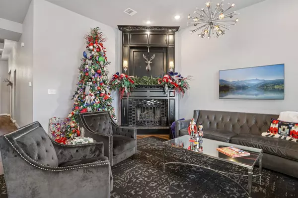 210 Barton Run DR, Georgetown, TX 78628