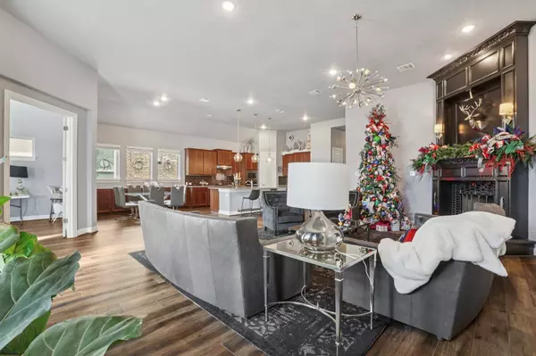 210 Barton Run DR, Georgetown, TX 78628