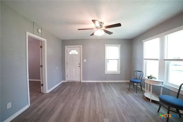 1003 N 15th ST, Temple, TX 76501