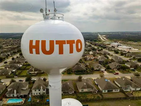 hutto pic