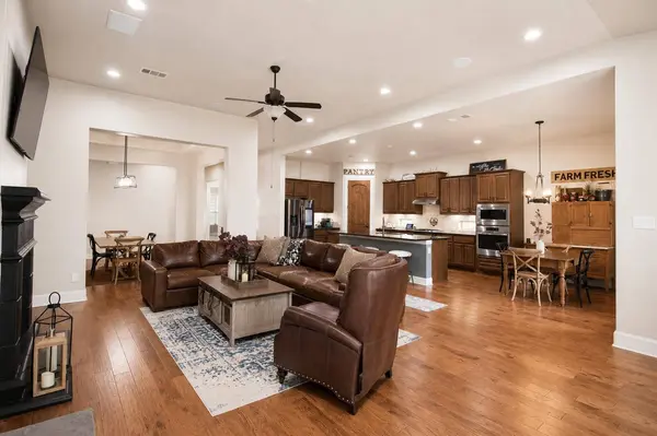 2928 San Milan PASS, Round Rock, TX 78665