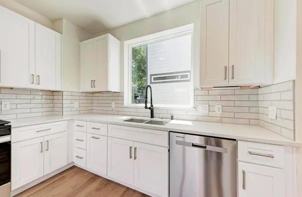 502 Tillery ST #2, Austin, TX 78702