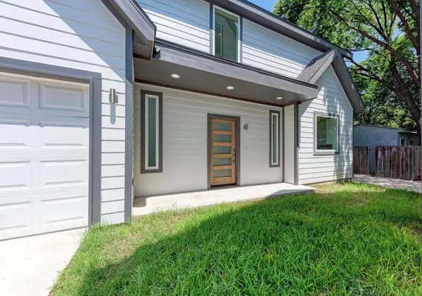 502 Tillery ST #2, Austin, TX 78702