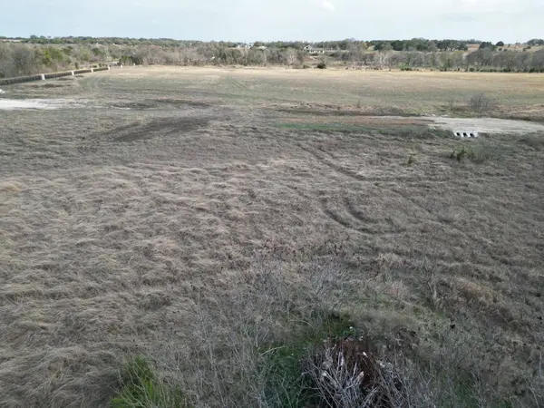 109 Scotty LN, Liberty Hill, TX 78642