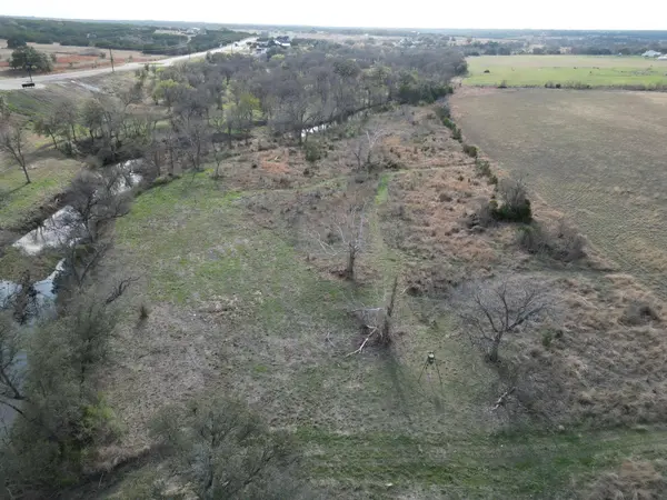 117 Scotty LN, Liberty Hill, TX 78642