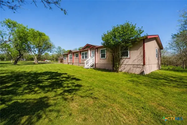 381 Fm 86 #A, Red Rock, TX 78662
