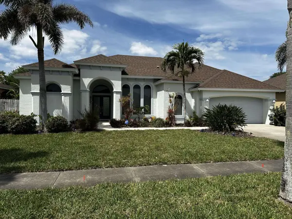 132 Cambridge CT, Indialantic, FL 32903