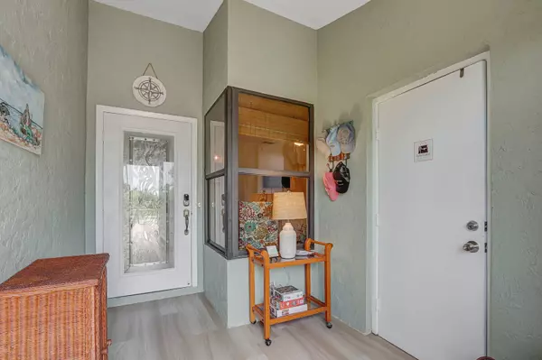 7655 SE Sugar Sand CIR, Hobe Sound, FL 33455