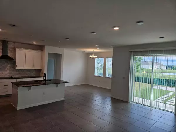 1772 STAMEN DR, Kissimmee, FL 34744