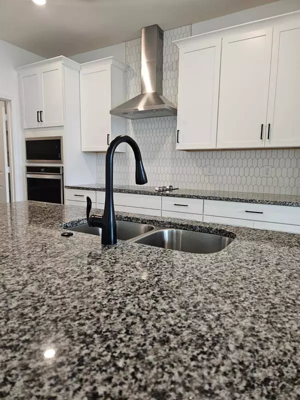 1772 STAMEN DR, Kissimmee, FL 34744