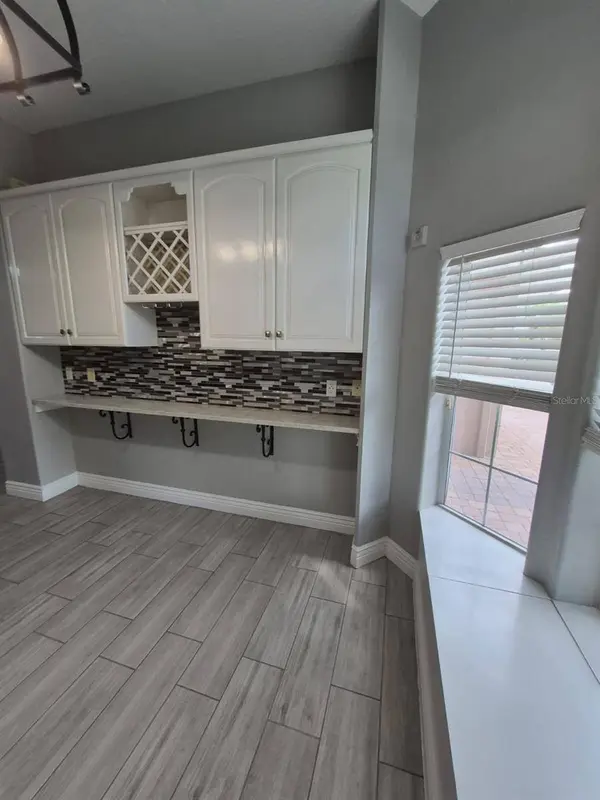 14300 TAMBOURINE DR, Orlando, FL 32837
