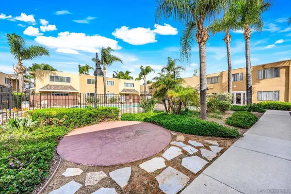 471 Ballantyne St #56, El Cajon, CA 92020