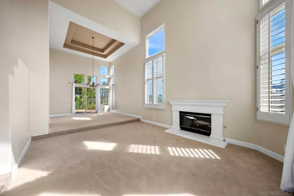 3176 Via Montaneta, Escondido, CA 92029