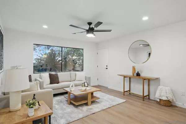 7855 Golfcrest Dr #13, San Diego, CA 92119