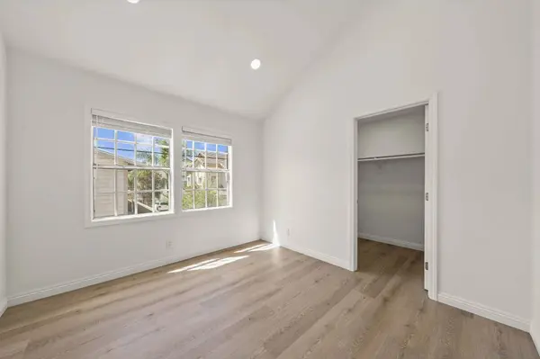 8659 Moody, Cypress, CA 90630