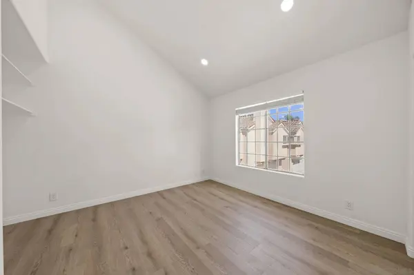 8659 Moody, Cypress, CA 90630
