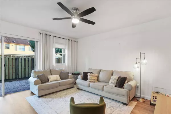 12956 SW 134th Terr, Miami, FL 33186