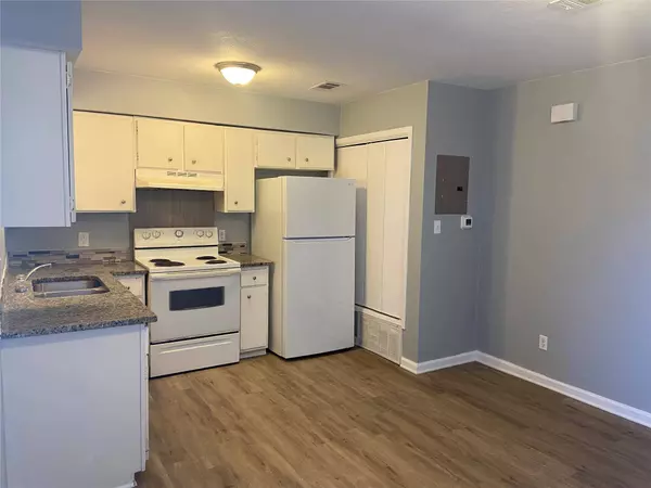 410 Thorndale RD #C, Taylor, TX 76574